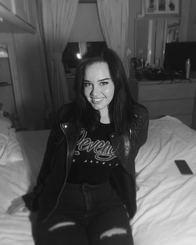 sweetNhot from Wakefield,United Kingdom